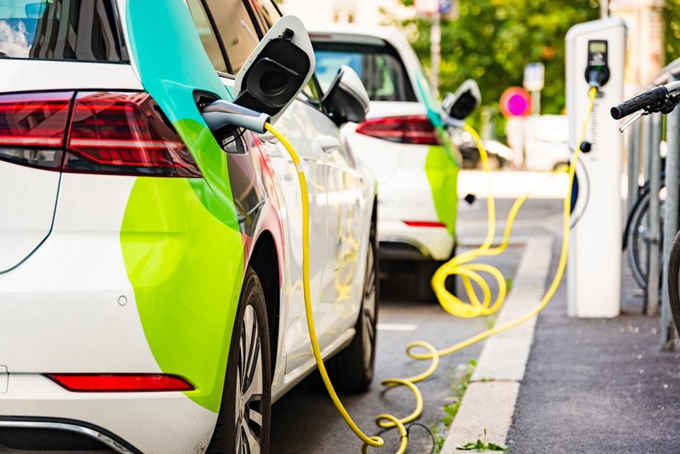 What is the trend of EV market in India ?
